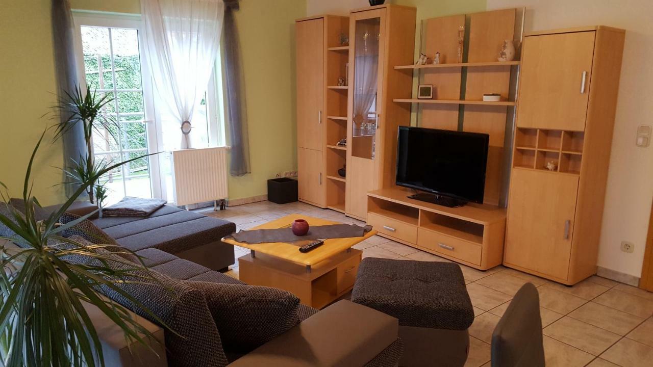 ZeitRaum Mandy In Brandy Apartment Waldsolms Ngoại thất bức ảnh