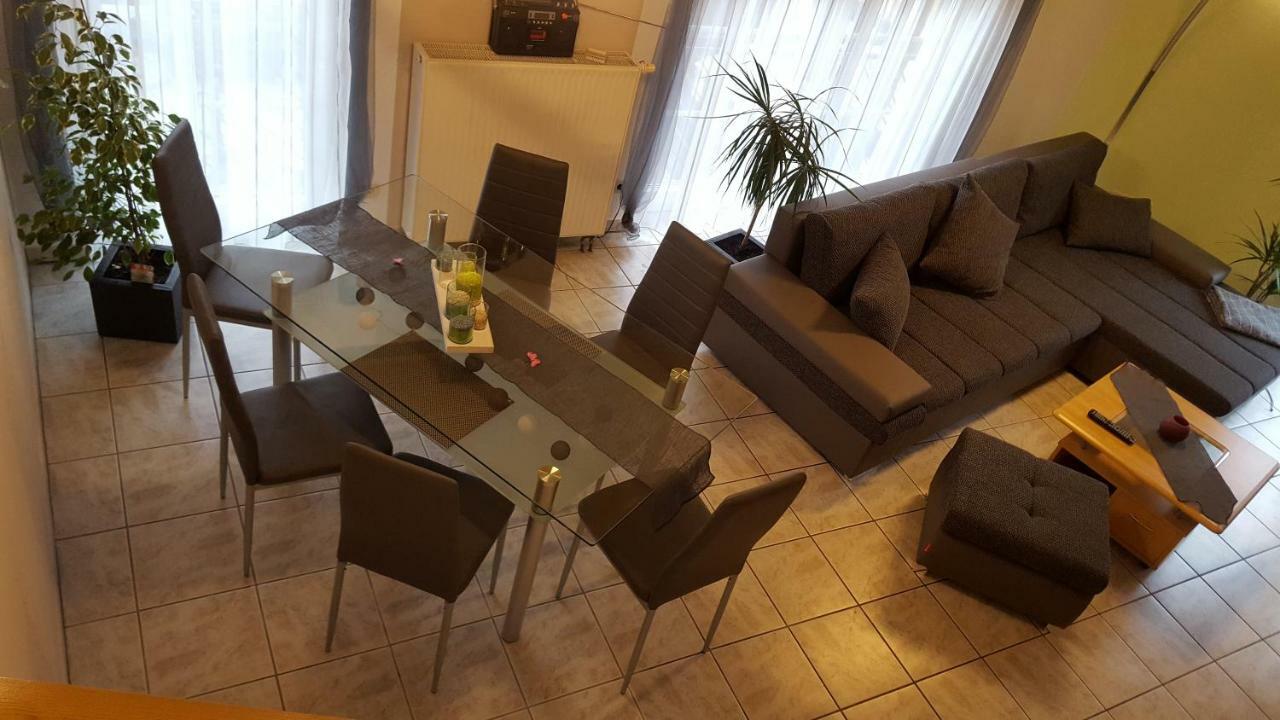 ZeitRaum Mandy In Brandy Apartment Waldsolms Ngoại thất bức ảnh
