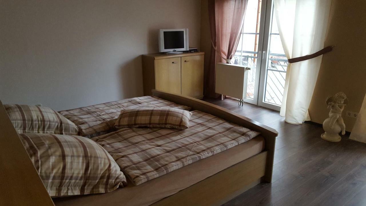 ZeitRaum Mandy In Brandy Apartment Waldsolms Ngoại thất bức ảnh